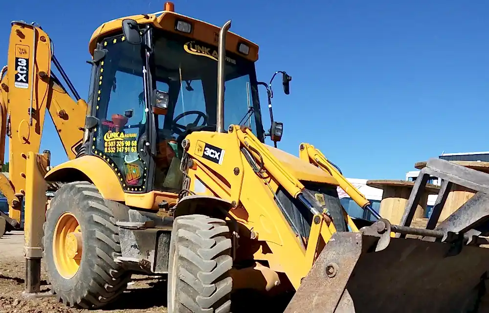 Etimesgut Kiralık JCB Hizmeti